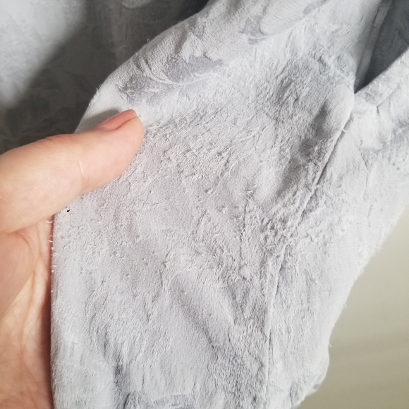 Aritzia Babaton 100% silk midi dress summer haze blue sz Medium - Picture 8 of 8